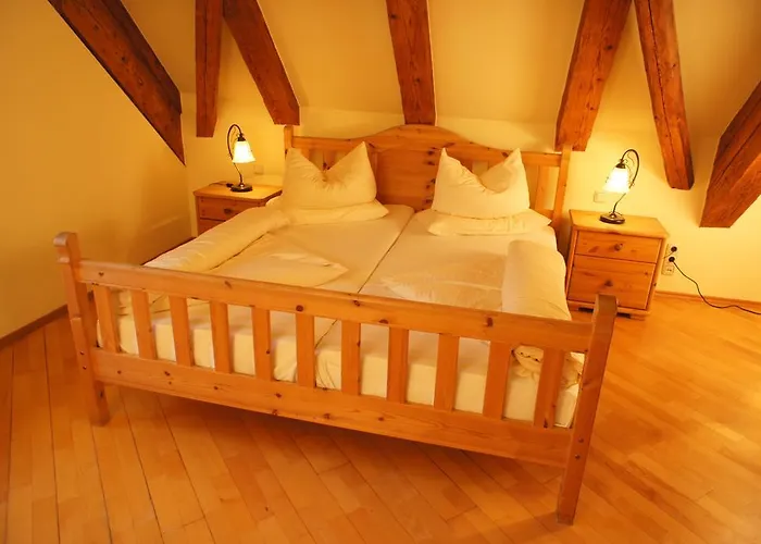 Zur Post Otel