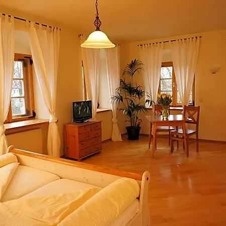 Zur Post Szálloda Herrsching am Ammersee